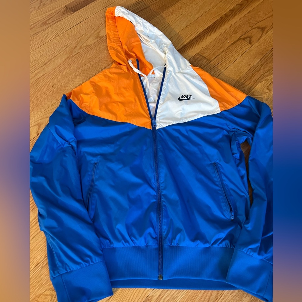 - - Nike jacket